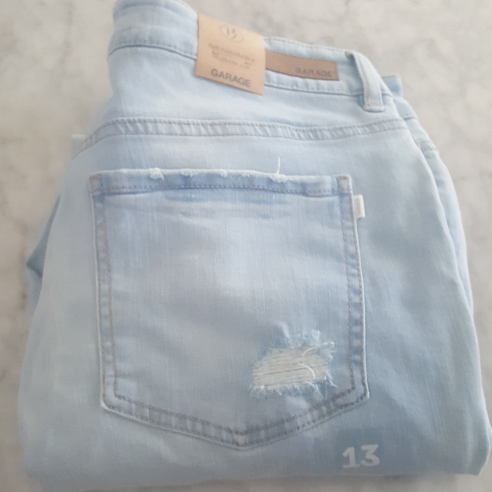Garage Girlfriend Jean NWT